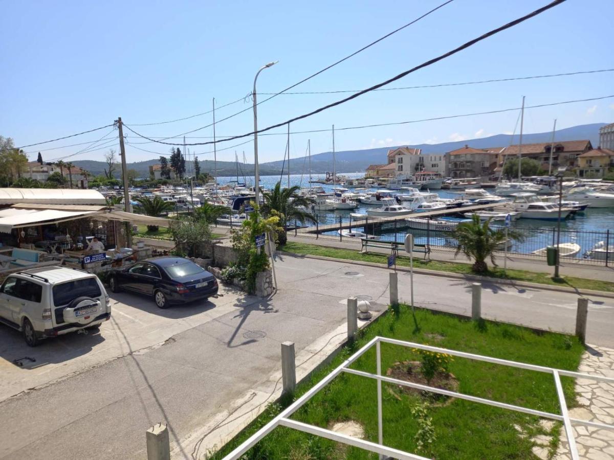 Ferienwohnung Old Marine House Tivat Exterior foto